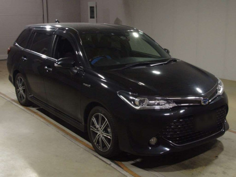 2016 Toyota Corolla Fielder NKE165G[2]