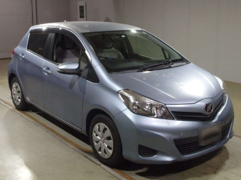 2012 Toyota Vitz NSP130[2]