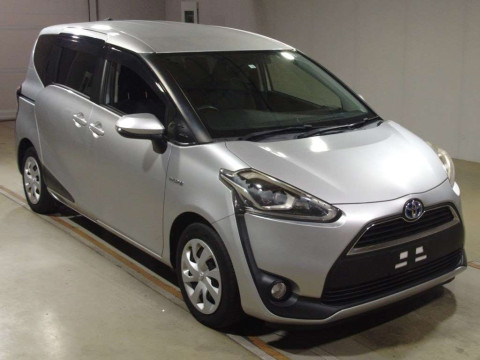 2016 Toyota Sienta NHP170G[2]