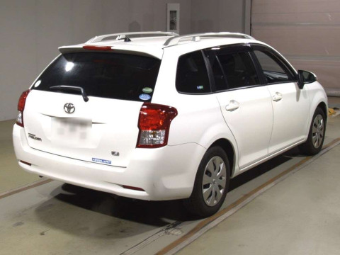 2013 Toyota Corolla Fielder NZE161G[1]