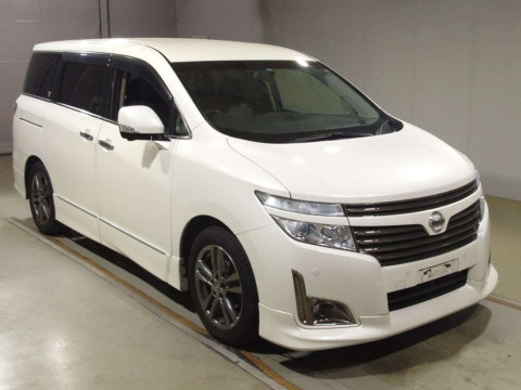 2013 Nissan Elgrand PE52[2]