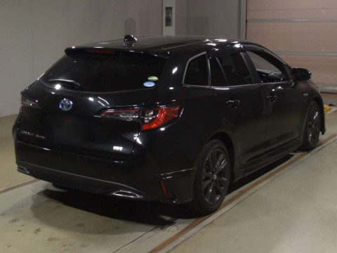 2020 Toyota Corolla Touring Wagon ZWE211W[1]