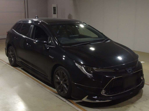 2020 Toyota Corolla Touring Wagon ZWE211W[2]