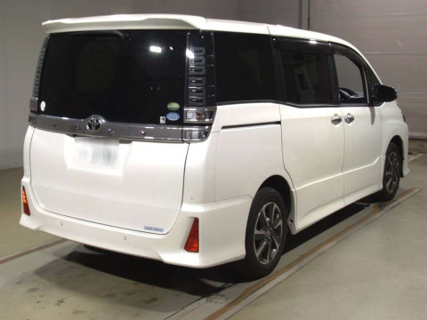 2019 Toyota Voxy ZRR80W[1]