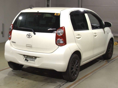 2012 Toyota Passo KGC30[1]