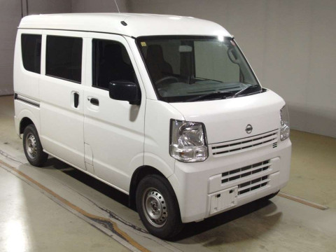 2023 Nissan NV100 Clipper DR17V[2]