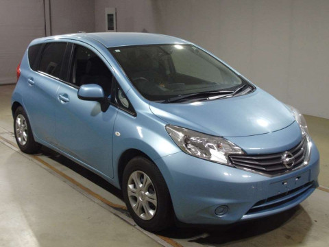 2013 Nissan Note E12[2]