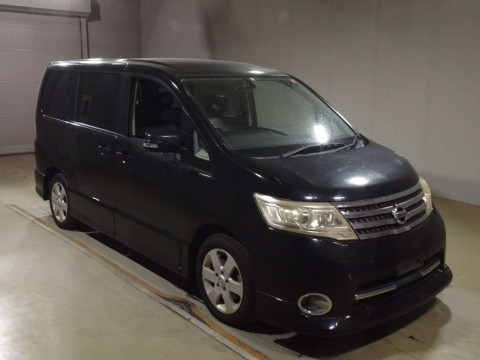 2010 Nissan Serena CC25[2]