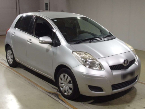 2008 Toyota Vitz SCP90[2]