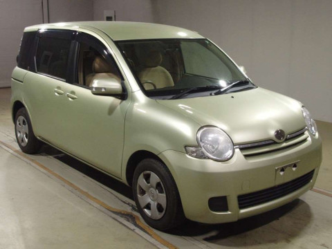 2009 Toyota Sienta NCP81G[2]