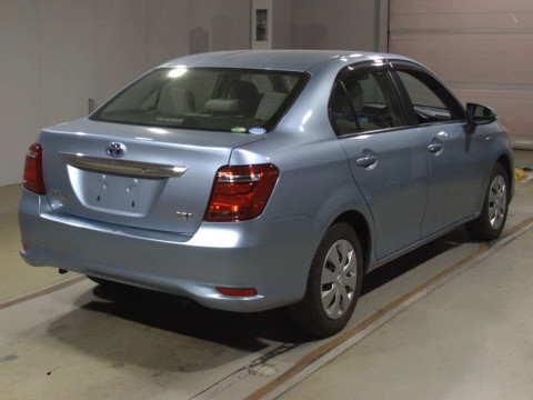 2015 Toyota Corolla Axio NKE165[1]