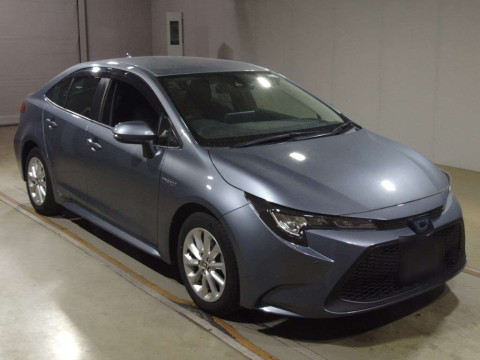 2020 Toyota Corolla Sedan ZWE211[2]