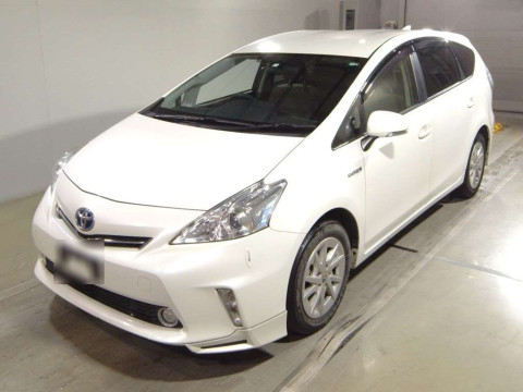 2014 Toyota Prius alpha ZVW40W[0]