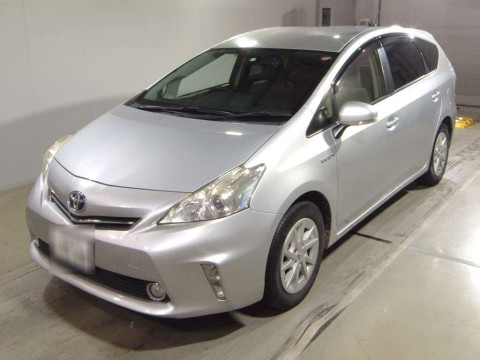 2014 Toyota Prius alpha ZVW40W[0]