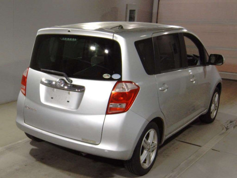 2007 Toyota Ractis SCP100[1]