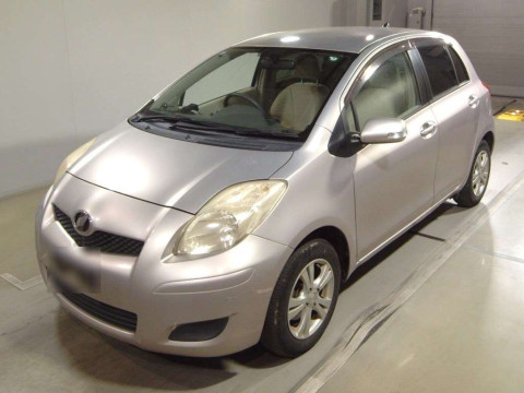 2009 Toyota Vitz SCP90[0]