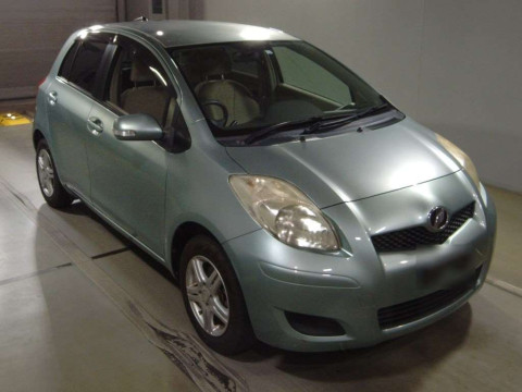 2008 Toyota Vitz SCP90[2]