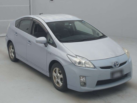 2009 Toyota Prius ZVW30[2]