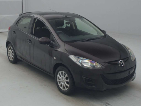 2013 Mazda Demio DEJFS[2]