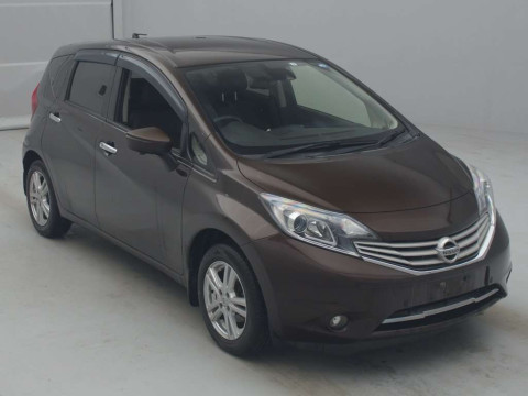 2015 Nissan Note E12[2]