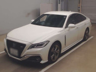 2020 Toyota Crown Hybrid