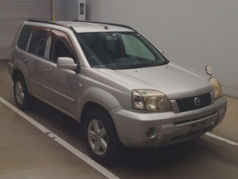 2004 Nissan X-Trail NT30[2]