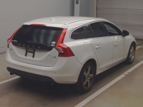 2013 Volvo V60 FB4164T[1]