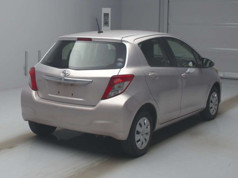 2012 Toyota Vitz KSP130[1]