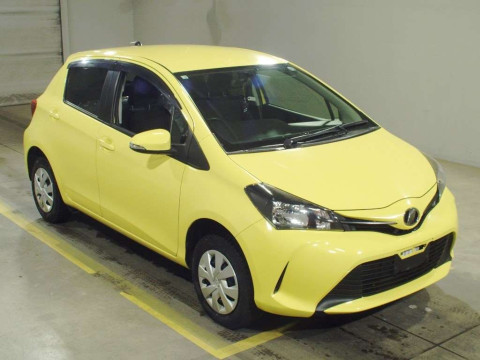 2014 Toyota Vitz NSP135[2]