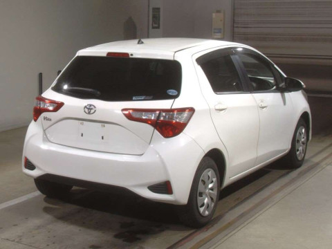 2017 Toyota Vitz KSP130[1]