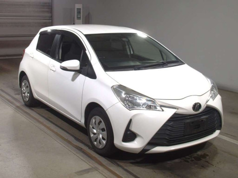 2017 Toyota Vitz KSP130[2]