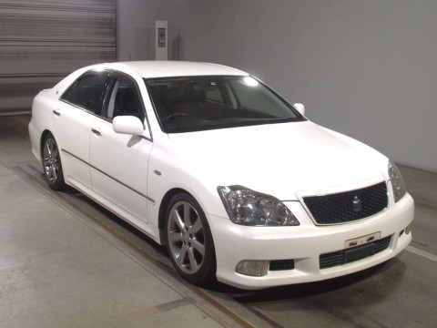 2006 Toyota Crown GRS180[2]