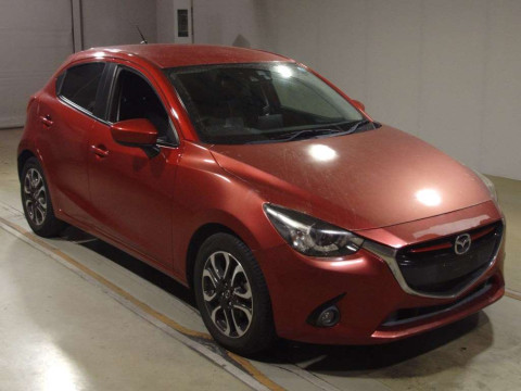 2015 Mazda Demio DJ5FS[2]