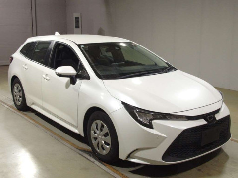 2020 Toyota Corolla Touring Wagon ZRE212W[2]