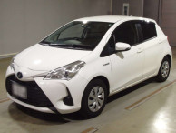 2020 Toyota Vitz