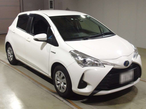 2020 Toyota Vitz NHP130[2]