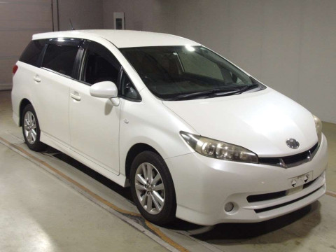 2010 Toyota Wish ZGE20W[2]