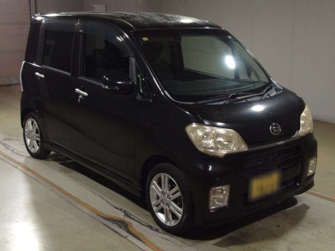 2010 Daihatsu Tanto Exe Custom L455S[2]