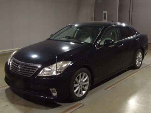 2011 Toyota Crown GRS202[0]