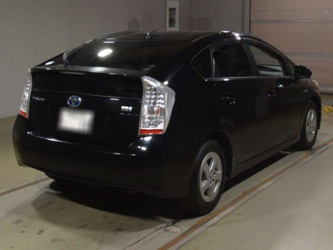 2010 Toyota Prius ZVW30[1]