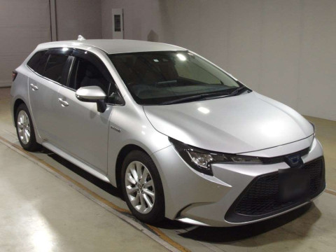 2019 Toyota Corolla Touring Wagon ZWE211W[2]