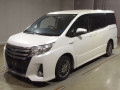 2016 Toyota Noah