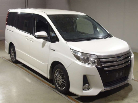 2016 Toyota Noah ZWR80W[2]