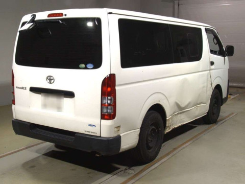 2016 Toyota Regiusace Van TRH200V[1]