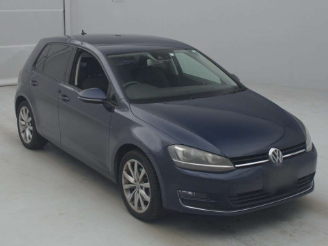 2014 Volkswagen Golf AUCPT[2]