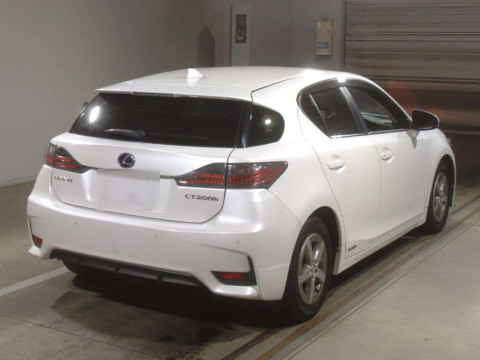 2014 Lexus CT ZWA10[1]