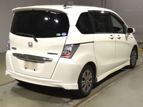 2012 Honda Freed hybrid GP3[1]