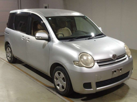 2006 Toyota Sienta NCP81G[2]