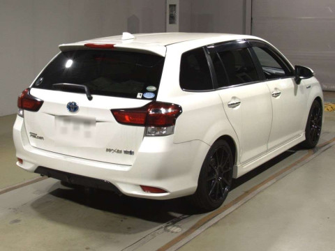 2015 Toyota Corolla Fielder NKE165G[1]