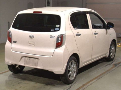 2011 Daihatsu Mira es LA300S[1]